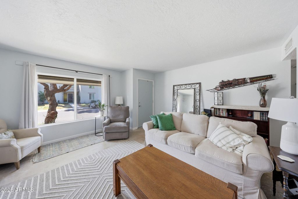 8334 E Valley Vista Drive, Scottsdale, AZ 85250