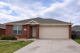 10429 Aransas Drive, Fort Worth, TX 76131