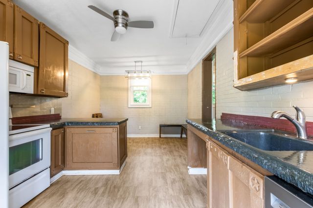 295 Hill Ct, Gallatin, TN 37066