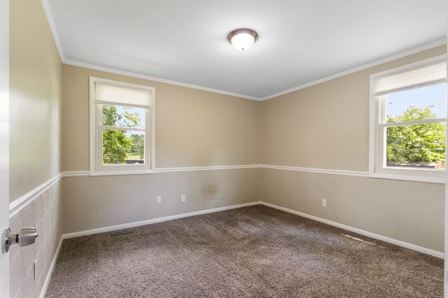 295 Hill Ct, Gallatin, TN 37066