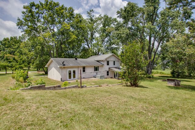 295 Hill Ct, Gallatin, TN 37066