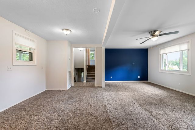 295 Hill Ct, Gallatin, TN 37066