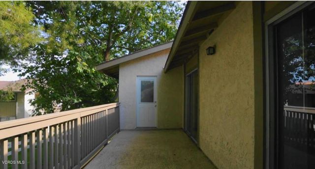 15218 Campus Park Drive B, Moorpark, CA 93021