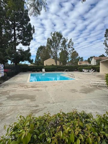 15218 Campus Park Drive B, Moorpark, CA 93021