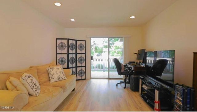 15218 Campus Park Drive B, Moorpark, CA 93021