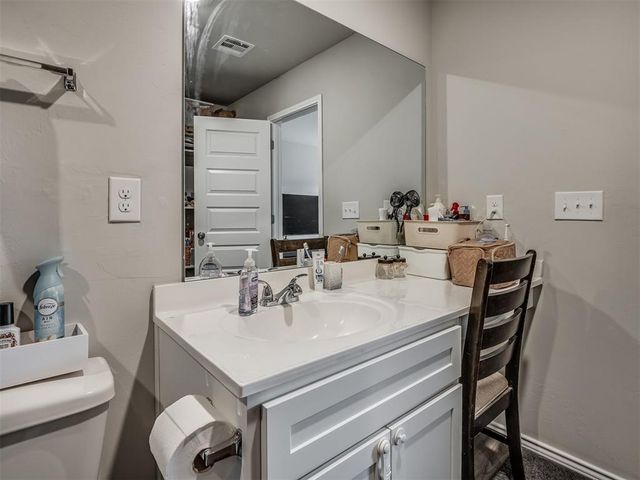 11913 Kameron Way, Yukon, OK 73099