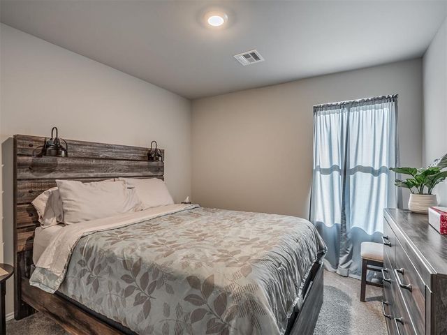 11913 Kameron Way, Yukon, OK 73099