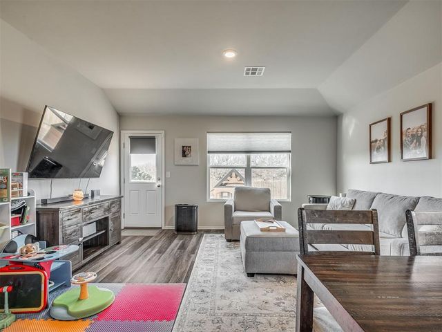 11913 Kameron Way, Yukon, OK 73099