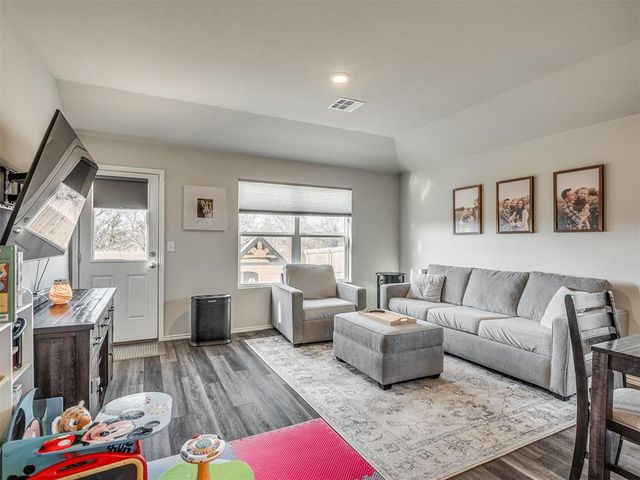 11913 Kameron Way, Yukon, OK 73099