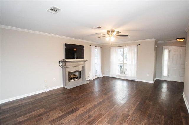 1820 Snow Hill Court, Lawrenceville, GA 30045