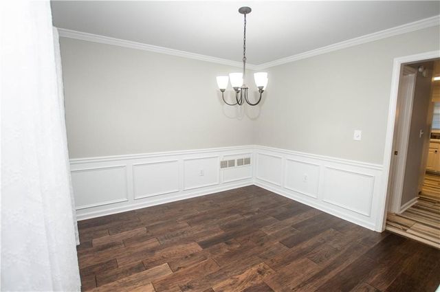 1820 Snow Hill Court, Lawrenceville, GA 30045