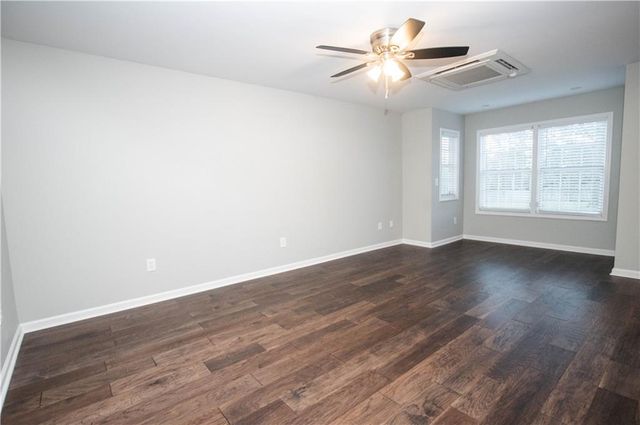 1820 Snow Hill Court, Lawrenceville, GA 30045