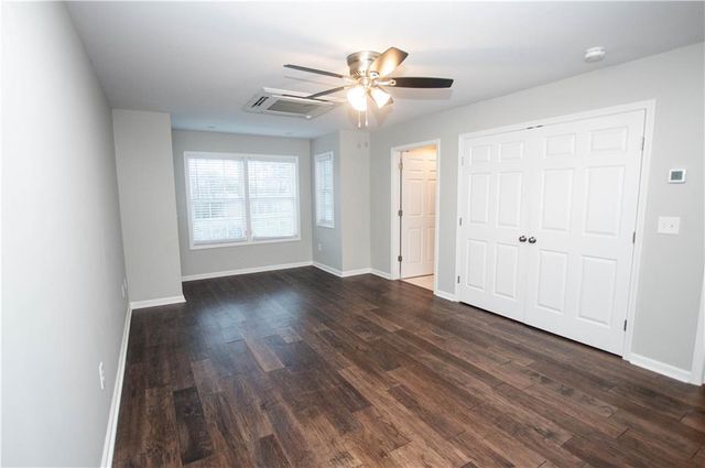 1820 Snow Hill Court, Lawrenceville, GA 30045