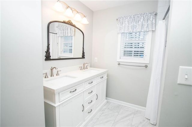 1820 Snow Hill Court, Lawrenceville, GA 30045