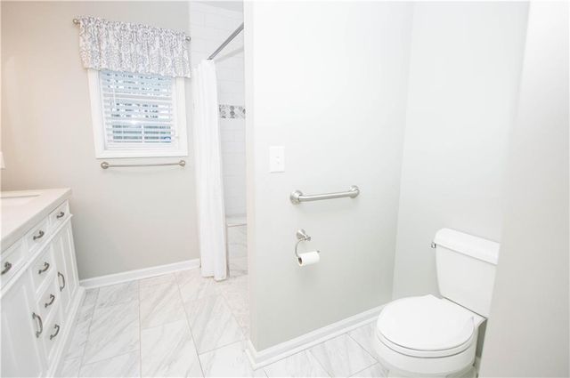 1820 Snow Hill Court, Lawrenceville, GA 30045