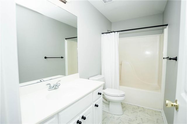 1820 Snow Hill Court, Lawrenceville, GA 30045