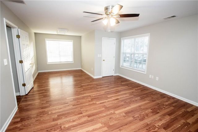 1820 Snow Hill Court, Lawrenceville, GA 30045