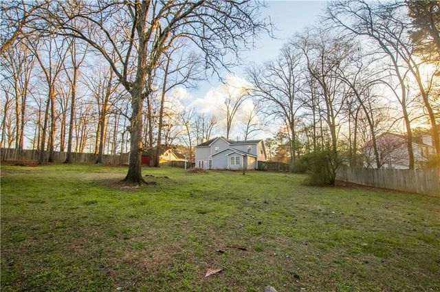 1820 Snow Hill Court, Lawrenceville, GA 30045