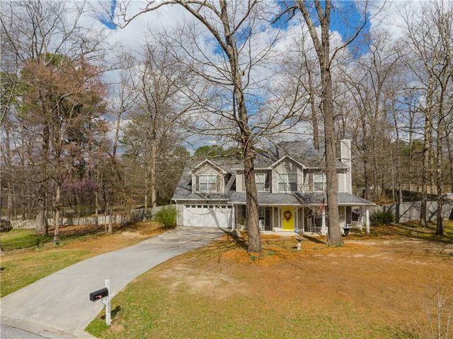 1820 Snow Hill Court, Lawrenceville, GA 30045