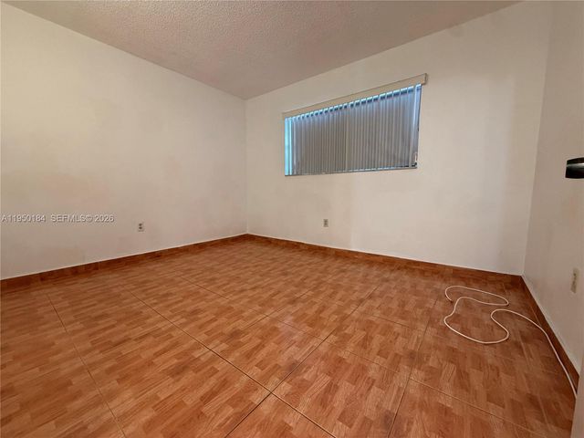 8135 Sunrise Lakes Blvd 302, Sunrise, FL 33322