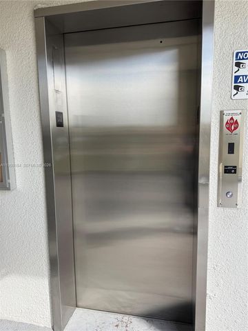 8135 Sunrise Lakes Blvd 302, Sunrise, FL 33322