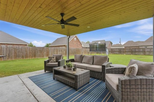 5737 Hemlock, Lake Charles, LA 70605