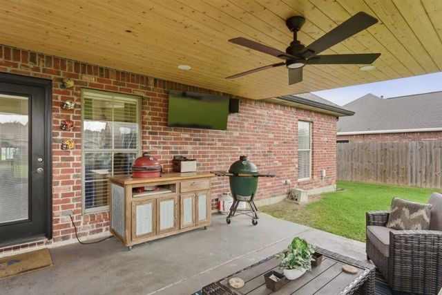 5737 Hemlock, Lake Charles, LA 70605