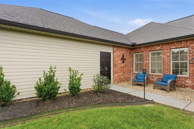 5737 Hemlock, Lake Charles, LA 70605