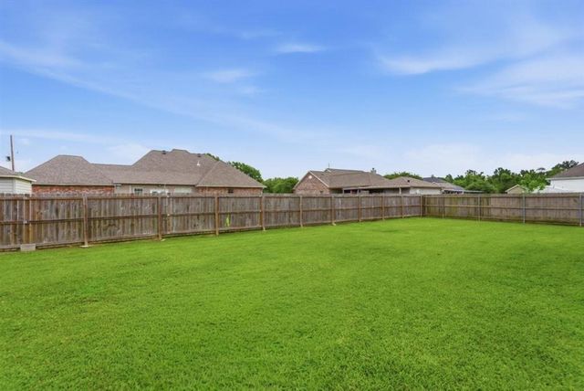 5737 Hemlock, Lake Charles, LA 70605