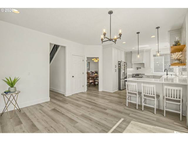 4726 Se SALQUIST Rd, Gresham, OR 97080