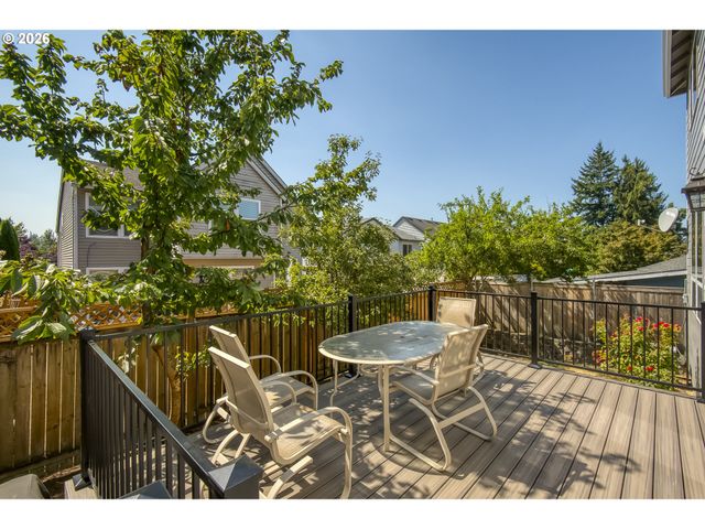 4726 Se SALQUIST Rd, Gresham, OR 97080