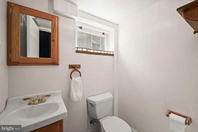 102 WHITMOOR TER, Silver Spring, MD 20901