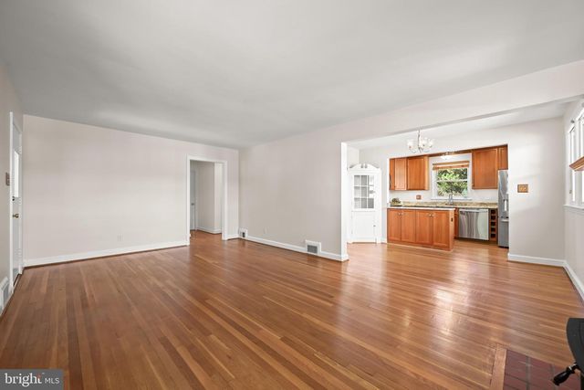 102 WHITMOOR TER, Silver Spring, MD 20901