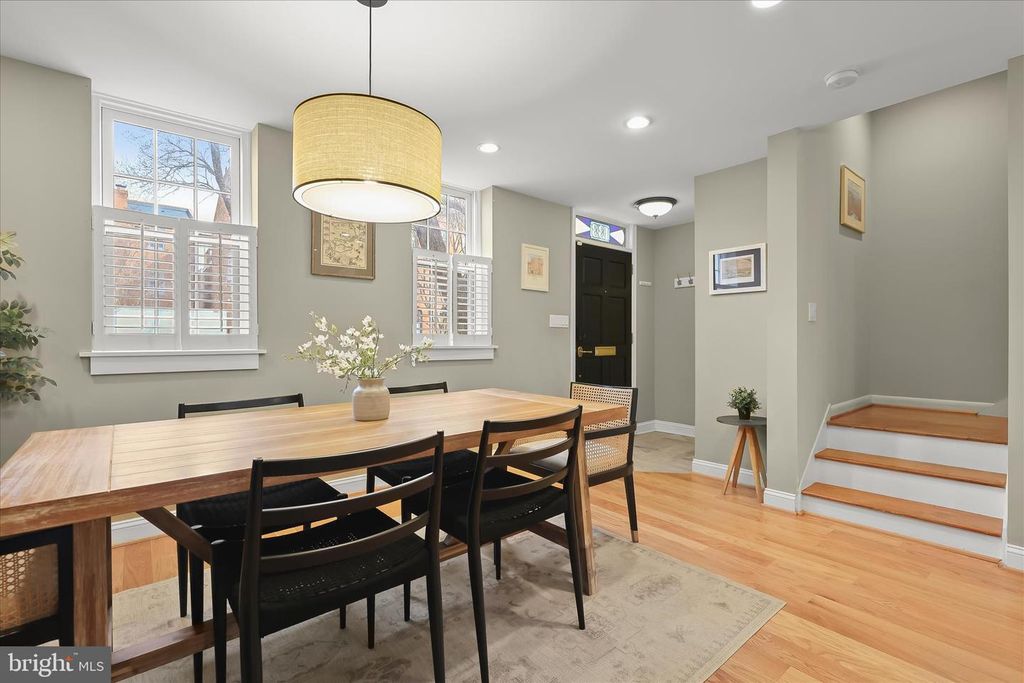 Image 12 of property listing at 133 W LEE ST, Baltimore, MD 21201