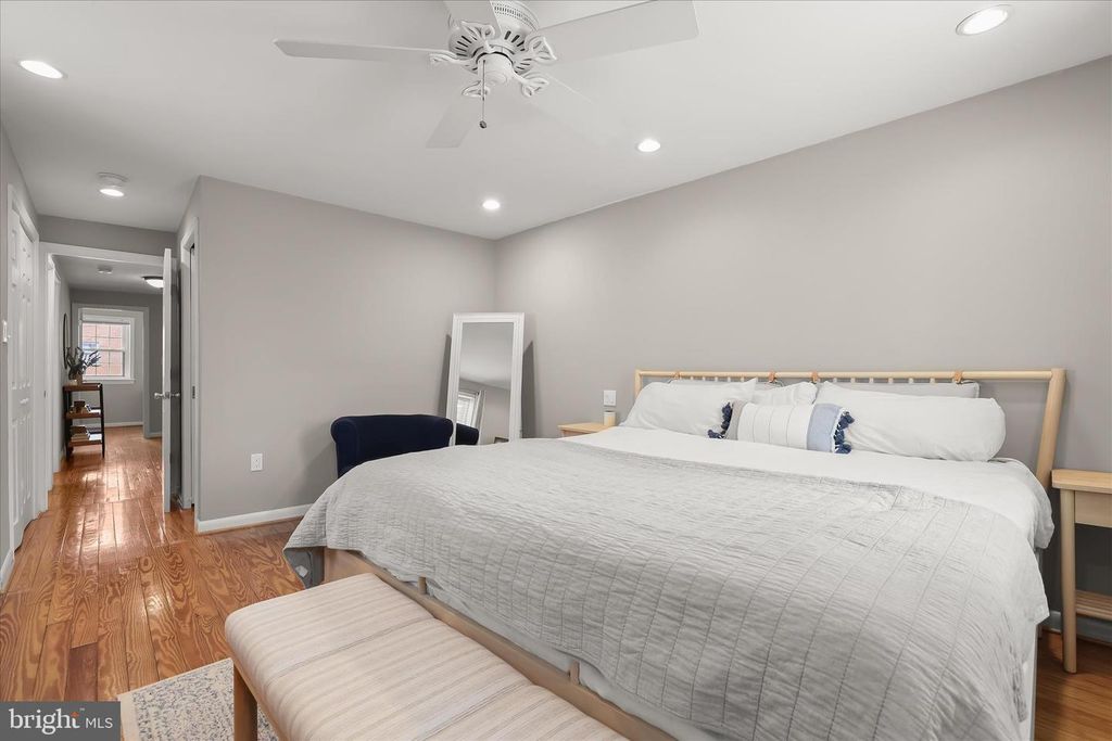 Image 20 of property listing at 133 W LEE ST, Baltimore, MD 21201