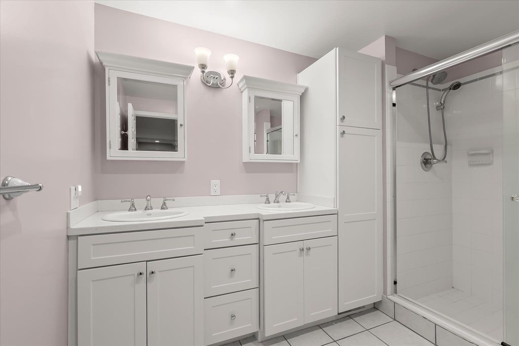 Image 25 of property listing at 133 W LEE ST, Baltimore, MD 21201