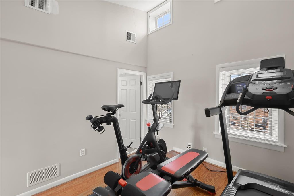 Image 32 of property listing at 133 W LEE ST, Baltimore, MD 21201