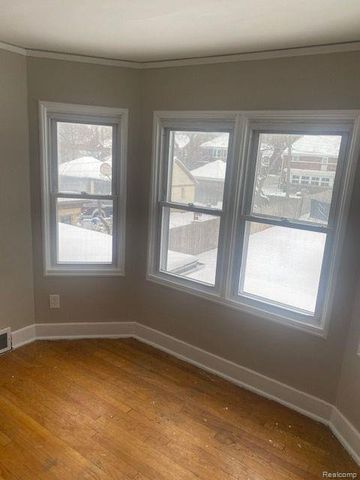 19005 Birchcrest Drive, Detroit, MI 48221