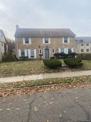 19005 Birchcrest Drive, Detroit, MI 48221