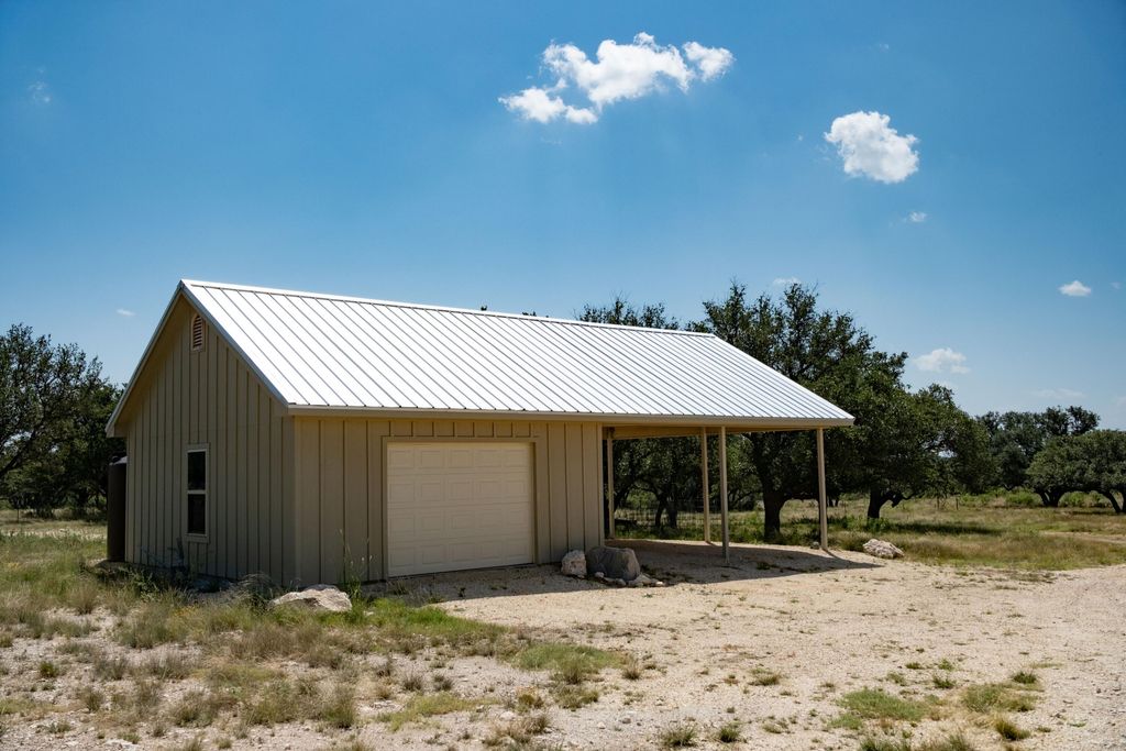 Image 22 of property listing at 3360 Farm To Market 2084, Christoval, TX 76935