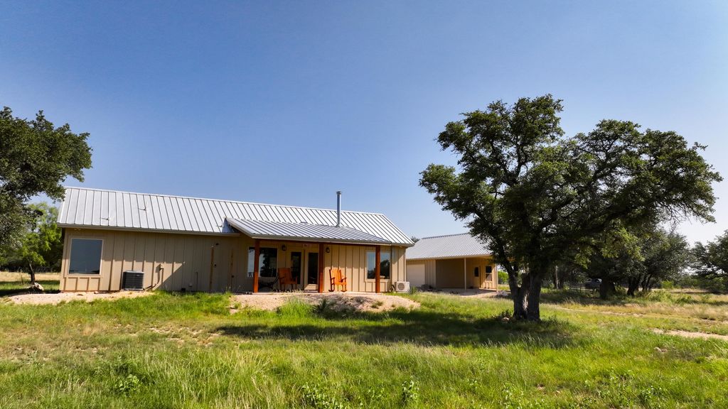 Image 3 of property listing at 3360 Farm To Market 2084, Christoval, TX 76935