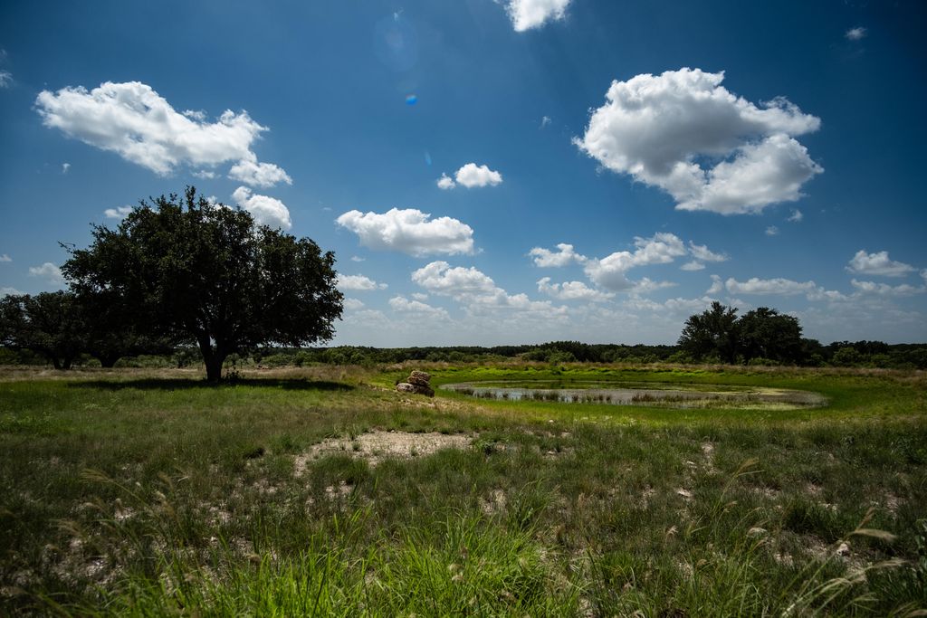 Image 5 of property listing at 3360 Farm To Market 2084, Christoval, TX 76935