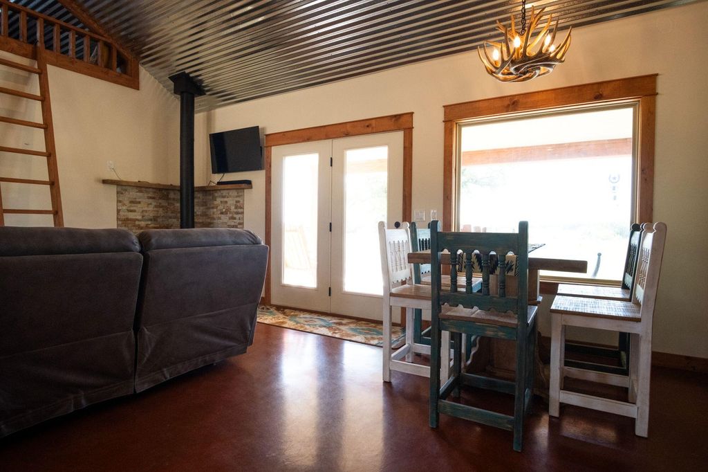 Image 7 of property listing at 3360 Farm To Market 2084, Christoval, TX 76935