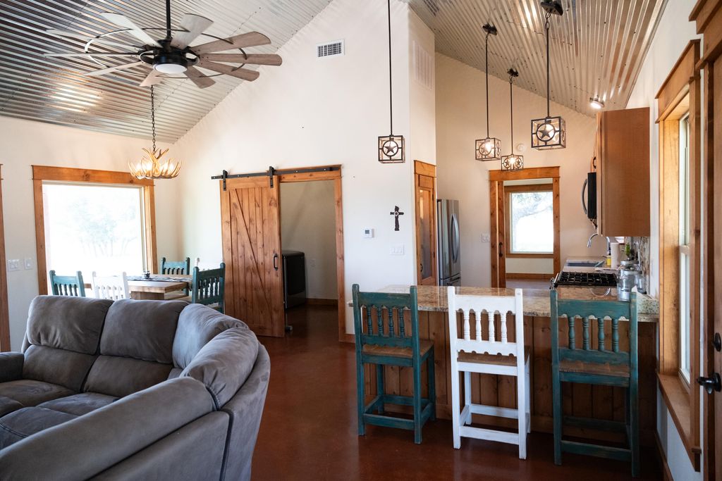 Image 8 of property listing at 3360 Farm To Market 2084, Christoval, TX 76935