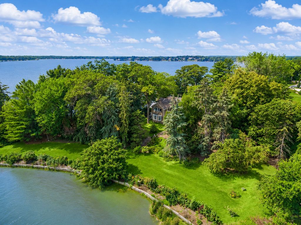 2425 N Shore Drive, Orono, MN 55391 — photo 2
