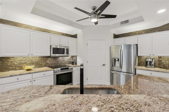 20675 Wildcat Run DR 102, Estero, FL 33928