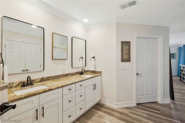 20675 Wildcat Run DR 102, Estero, FL 33928