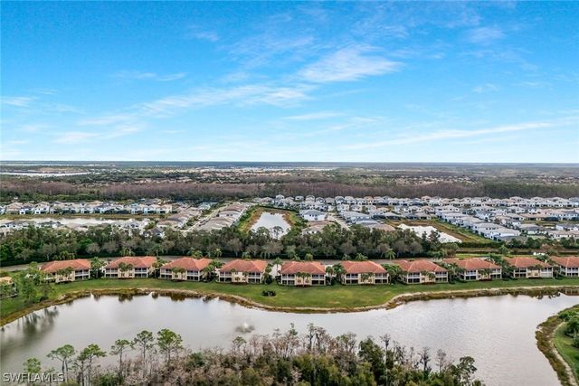 20675 Wildcat Run DR 102, Estero, FL 33928