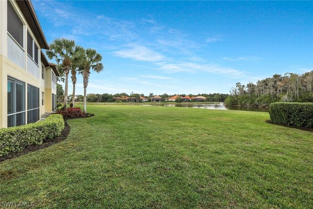 20675 Wildcat Run DR 102, Estero, FL 33928