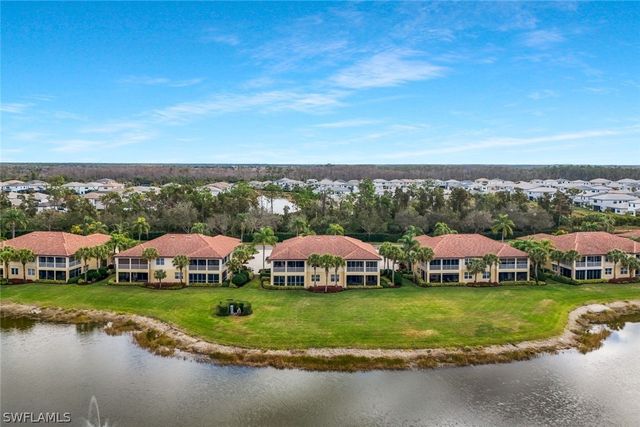 20675 Wildcat Run DR 102, Estero, FL 33928